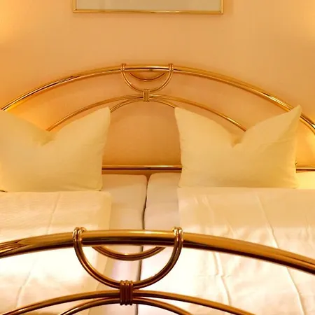 Affittacamere Hotel-pension Ariane Am Kurfurstendamm 3*