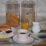 Hotel-pension Ariane Am Kurfurstendamm ゲストハウス 3*
