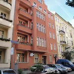 Hotel-pension Ariane Am Kurfurstendamm ゲストハウス